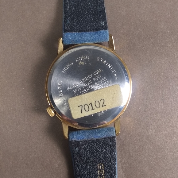 Vntg Shirley Temple Blue Suede Band Battery Wristwatch - Picture 3 of 7